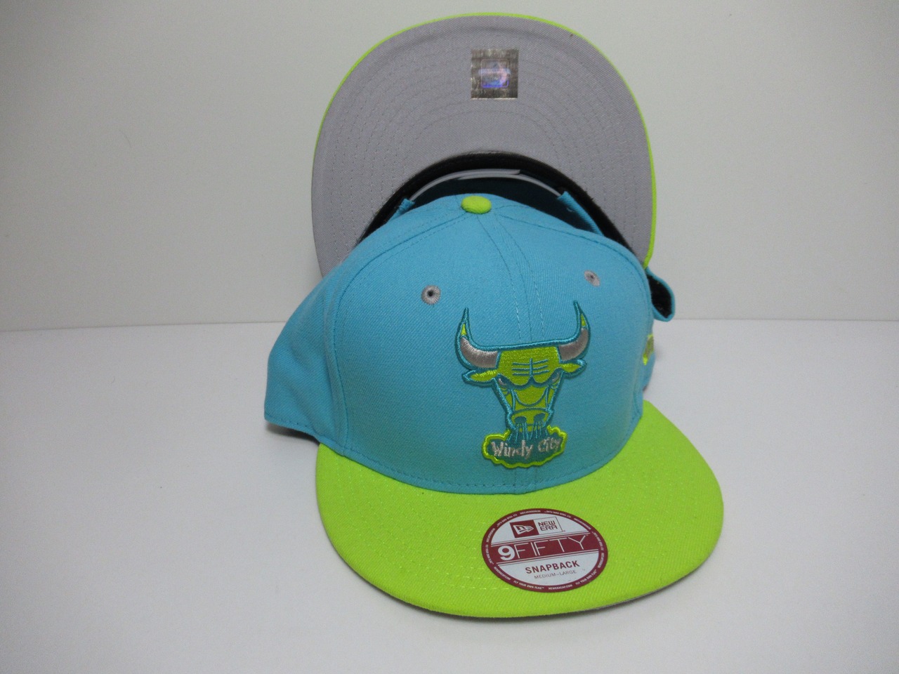 NEW ERA 9fifty   CAP　Chicago Bulls　シカゴ・ブルズ　 Teal×Neon Yellow