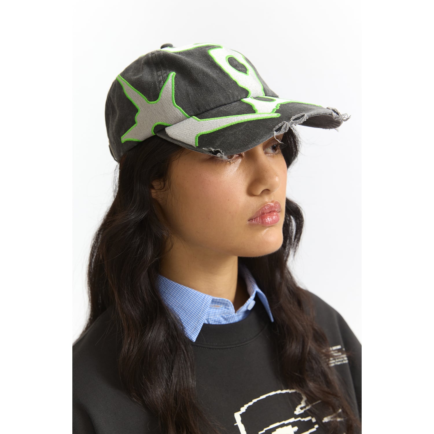 UNEEK BASEMNT - Discover independent style.