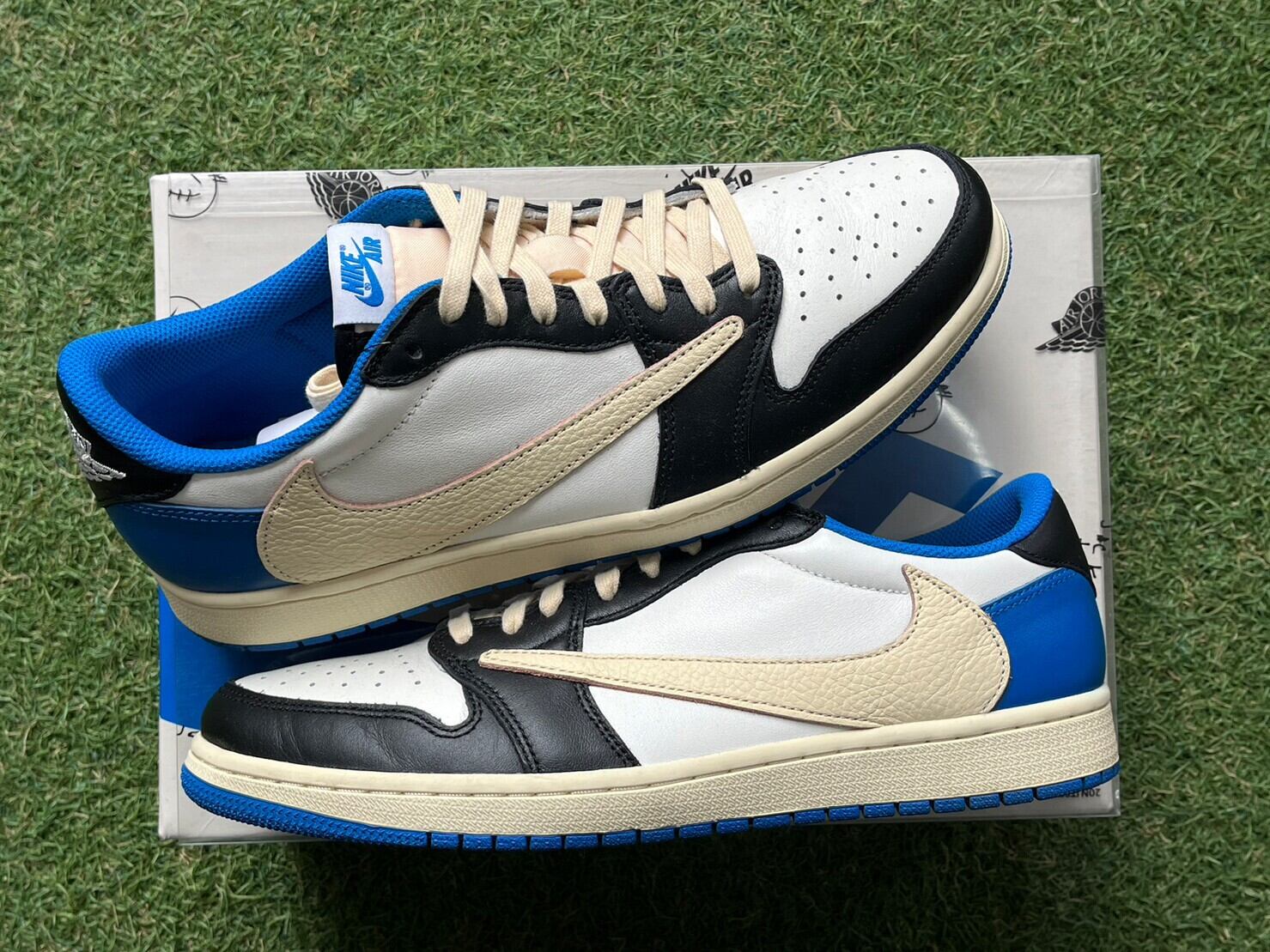 NIKE × TRAVIS SCOTT × FRAGMENT AIR JORDAN 1 LOW OG DM7866-140 29.5 