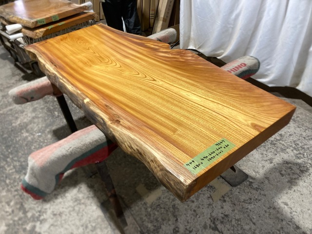 ケヤキ9247　欅　一枚板無垢 乾燥材　1680x490-640-600x60mm ローテーブル　センターテーブル　ダイニングテーブル　カウンター