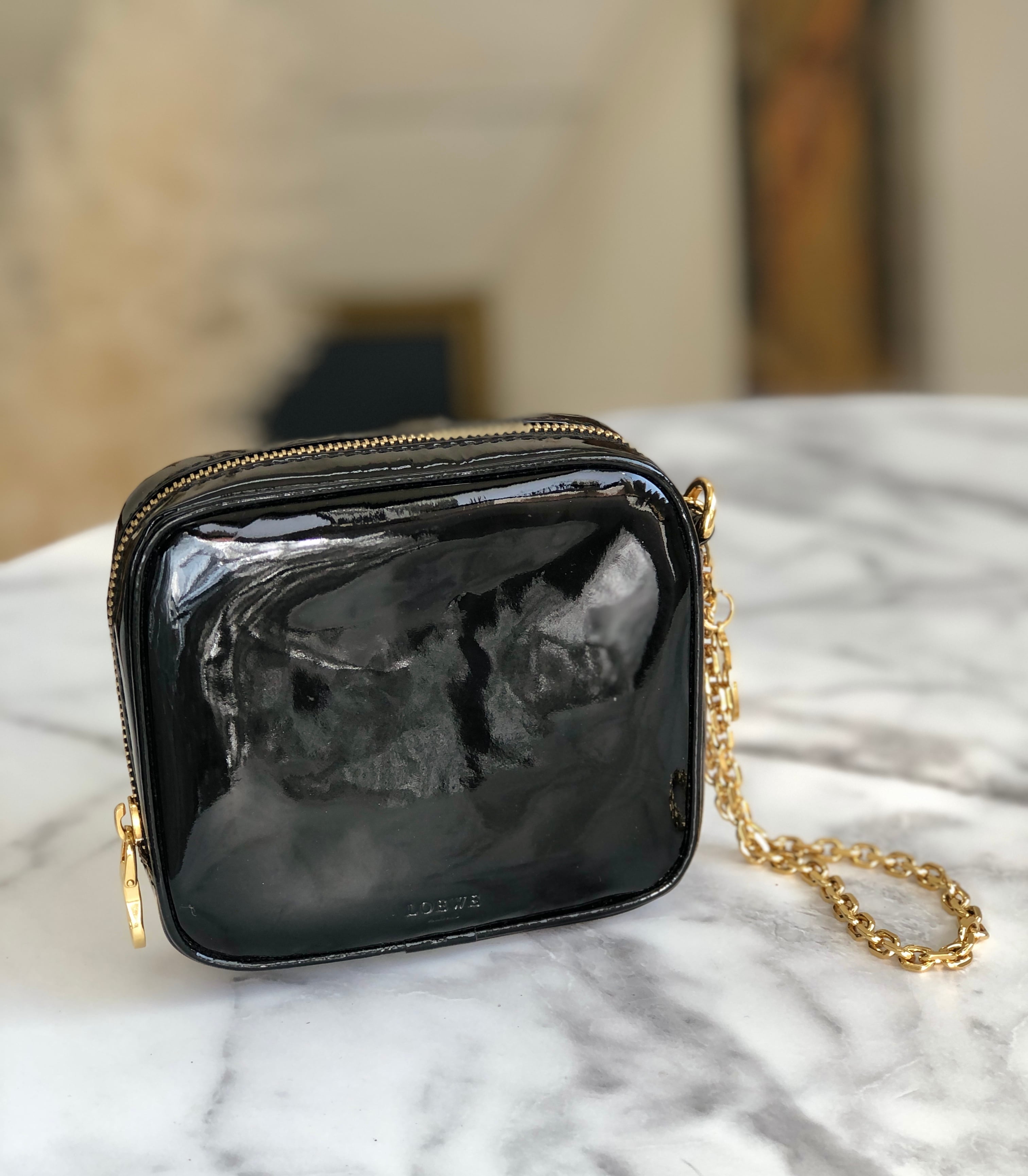 LOEWE  ロエベ エナメル チャーム アクセサリーポーチ ハンドバッグ ブラック vintage ヴィンテージ オールド cg2mth