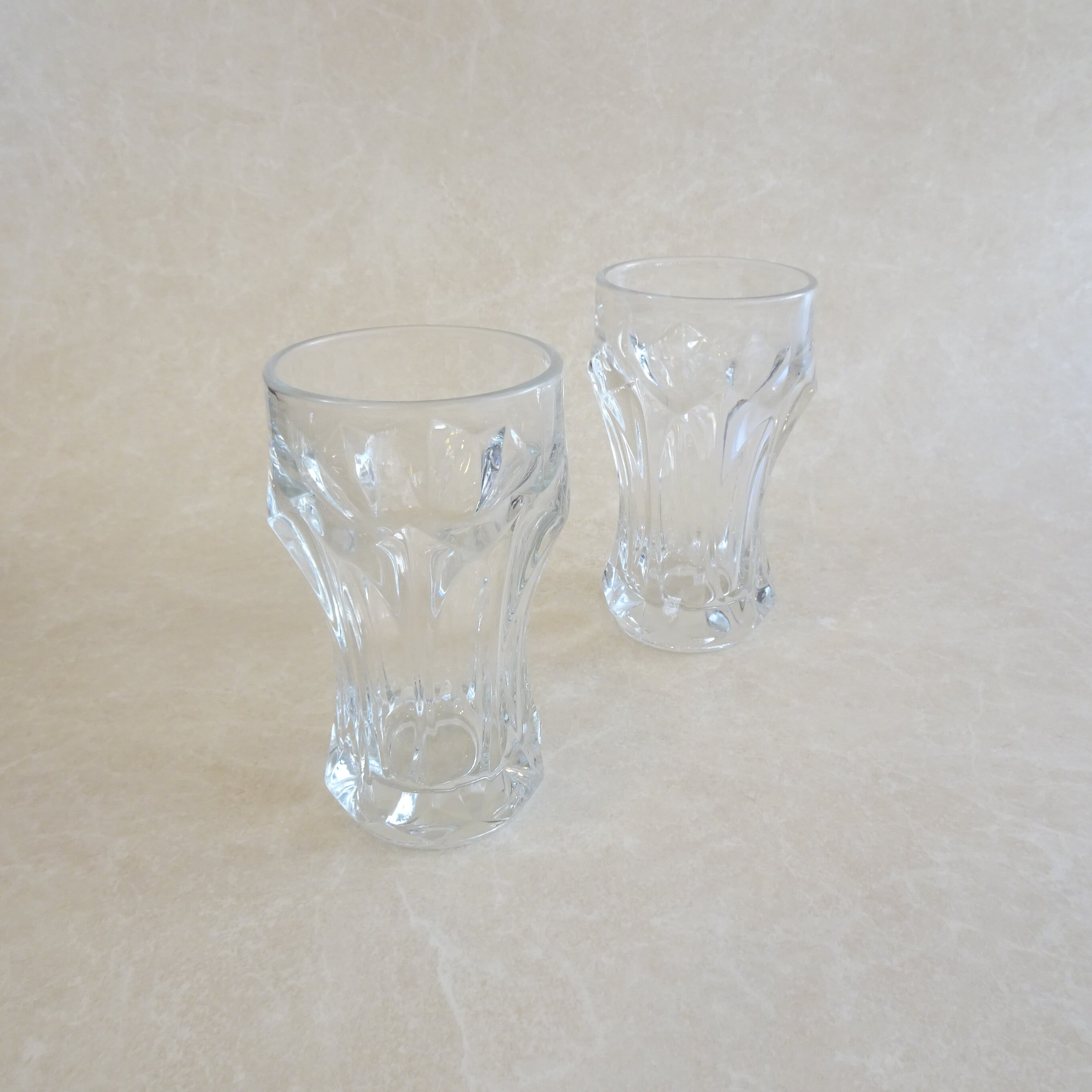 レトロな厚みグラス2個セット