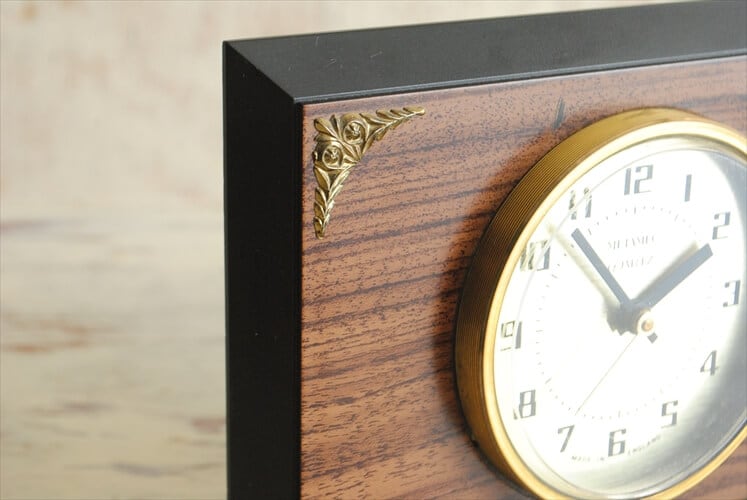 イギリスのビンテージ時計、メタメック社のウォールクロック（壁掛け