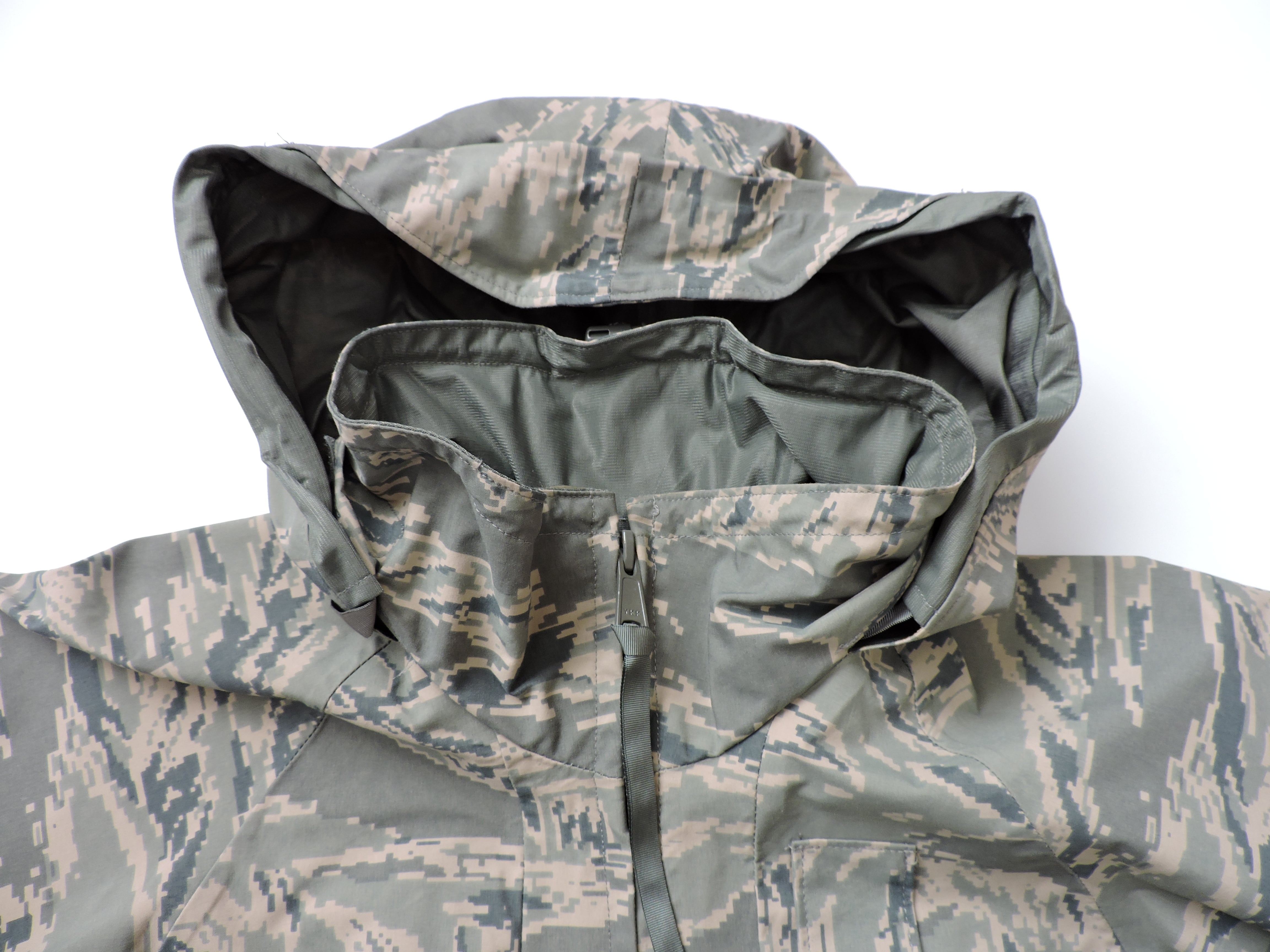 USAF APEC Parka ABU GORE-TEX tiger stripe camouflage SAMPLEmodel