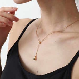 drop flow necklace