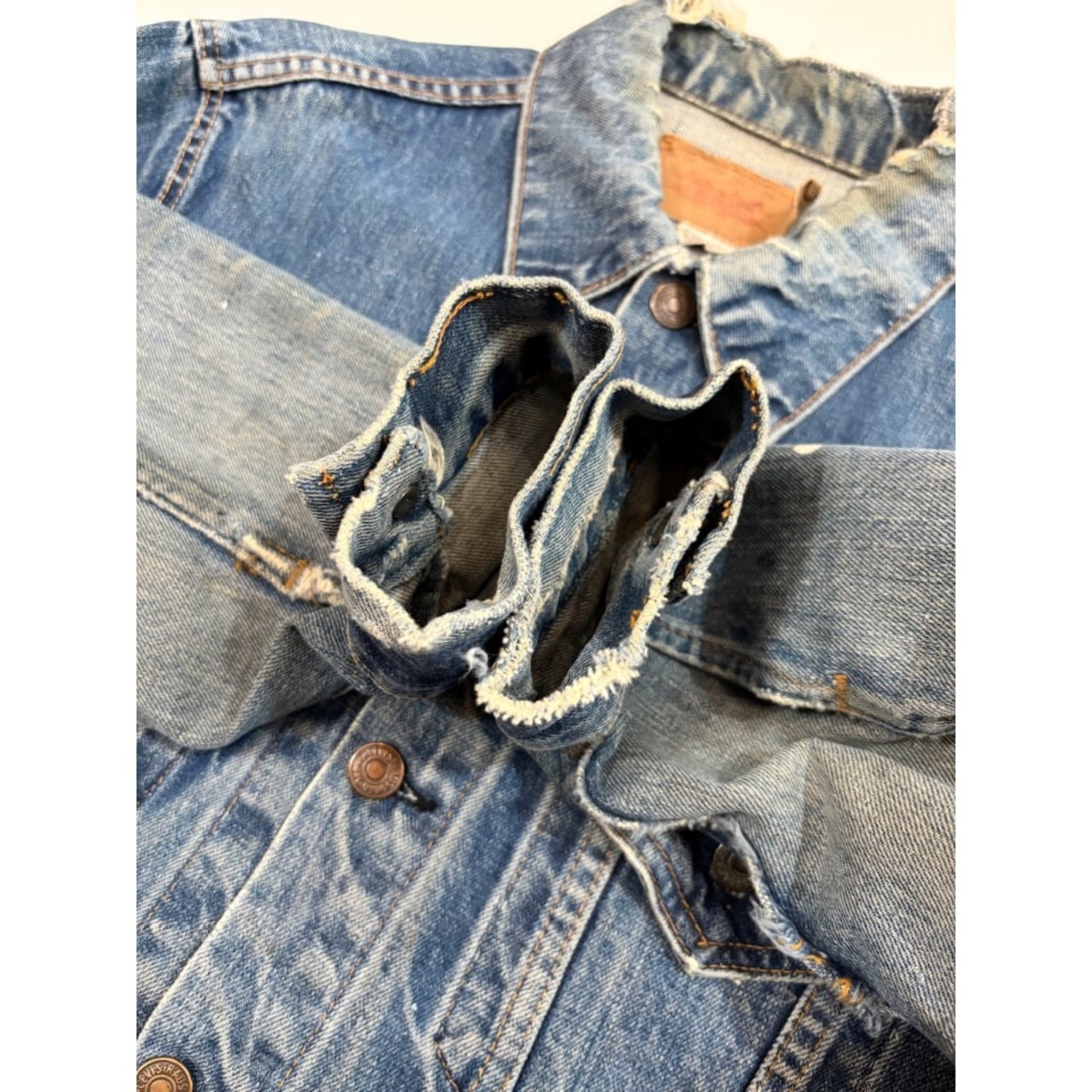 70s Levi’s 70505 DENIM JACKET MADE IN USA  Size 40