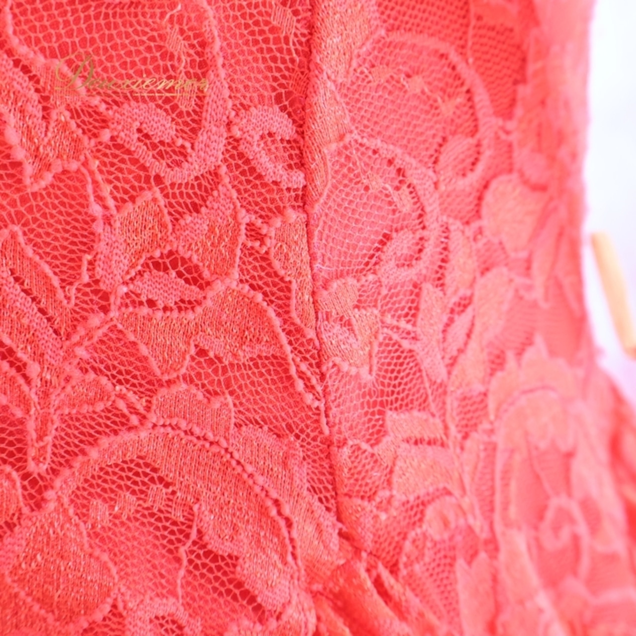 社交ダンス 衣装 スタンダードドレス ドレス ワンピース 赤 フリル レース デモ 競技 ダンス パーティ 発表会 豪華 華やか 真っ赤 上品 レッド系 フリルレース おしゃれ デザイン 競技用 衣装 女性用 パフォーマンス ステージ衣装 ステージパフォーマンス