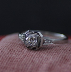 Art-Deco Diamond Ring アール・デコ　ダイヤモンド　リング