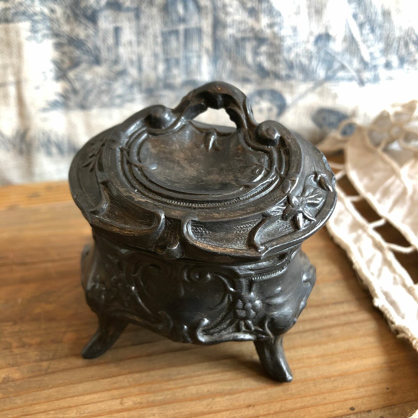 Antique】ピューターの素敵な小物入れ | Re-SHOP