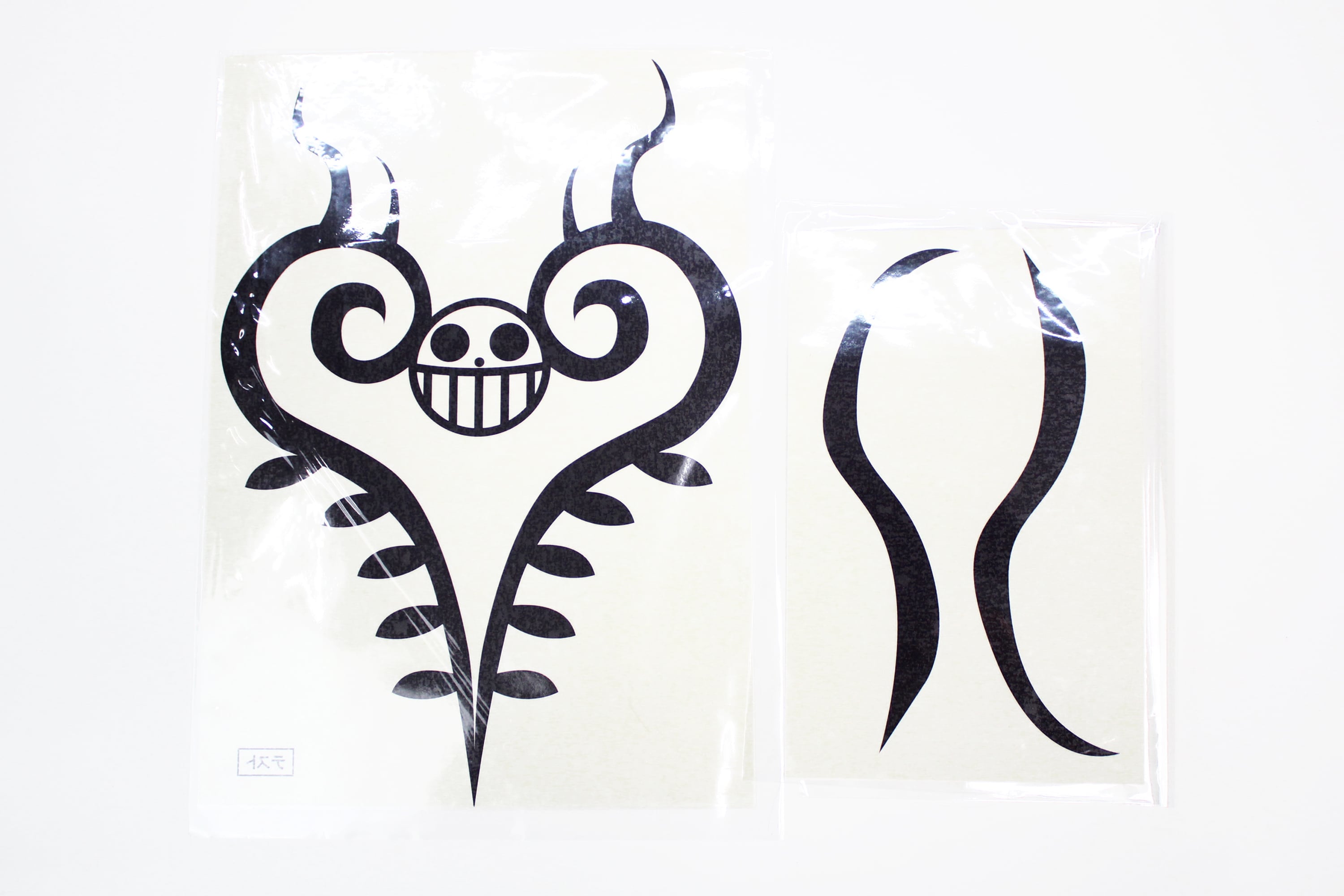 タトゥーシール 【 ONE PIECE トラファルガー・ロー 胸部分 】 ☆即納