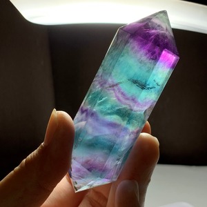 19.透明度あり♪グラデーションフローライトダブルターミネーテッドポイント