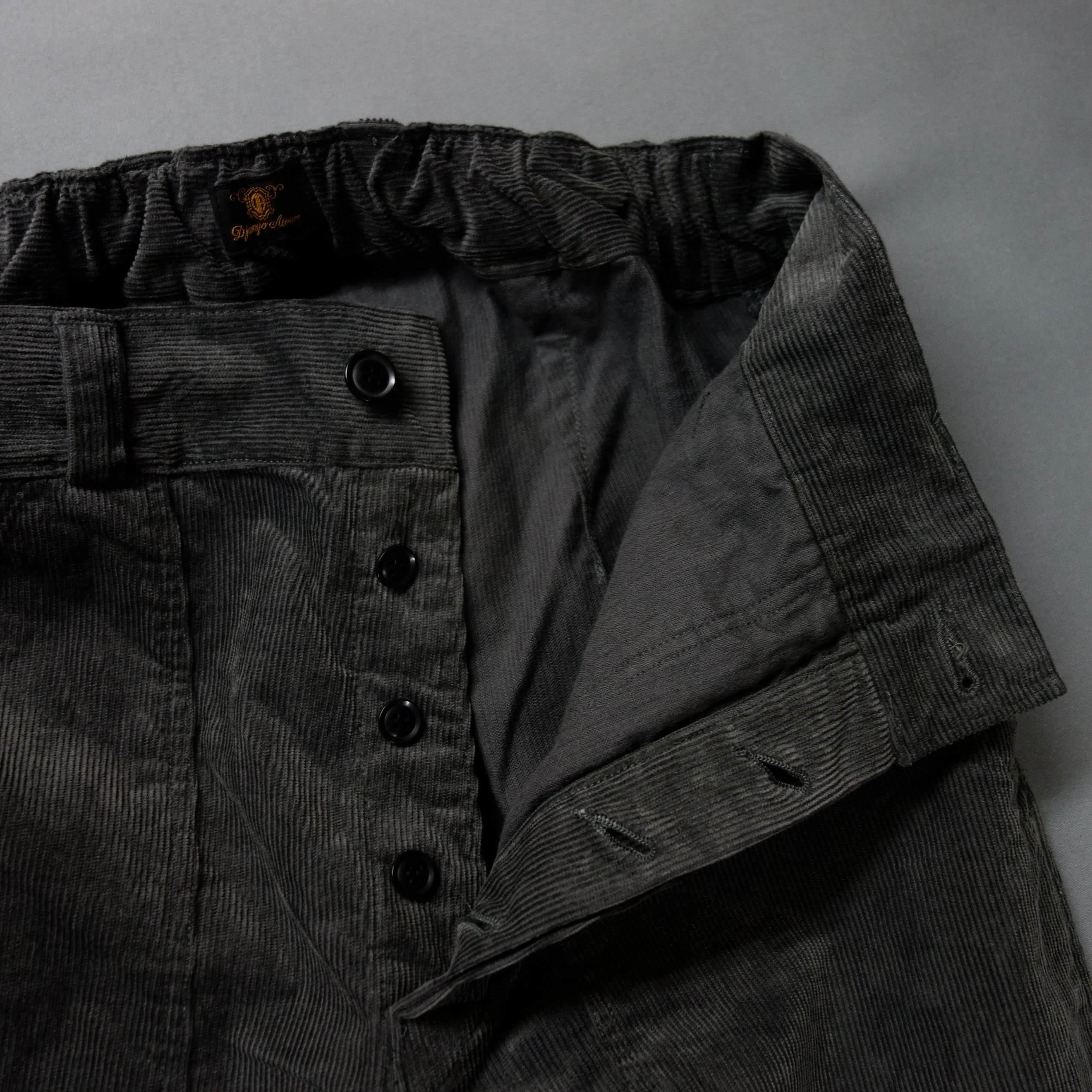 classic bakers corduroy pants / charcoalgrey | ATELIER GARDENIA