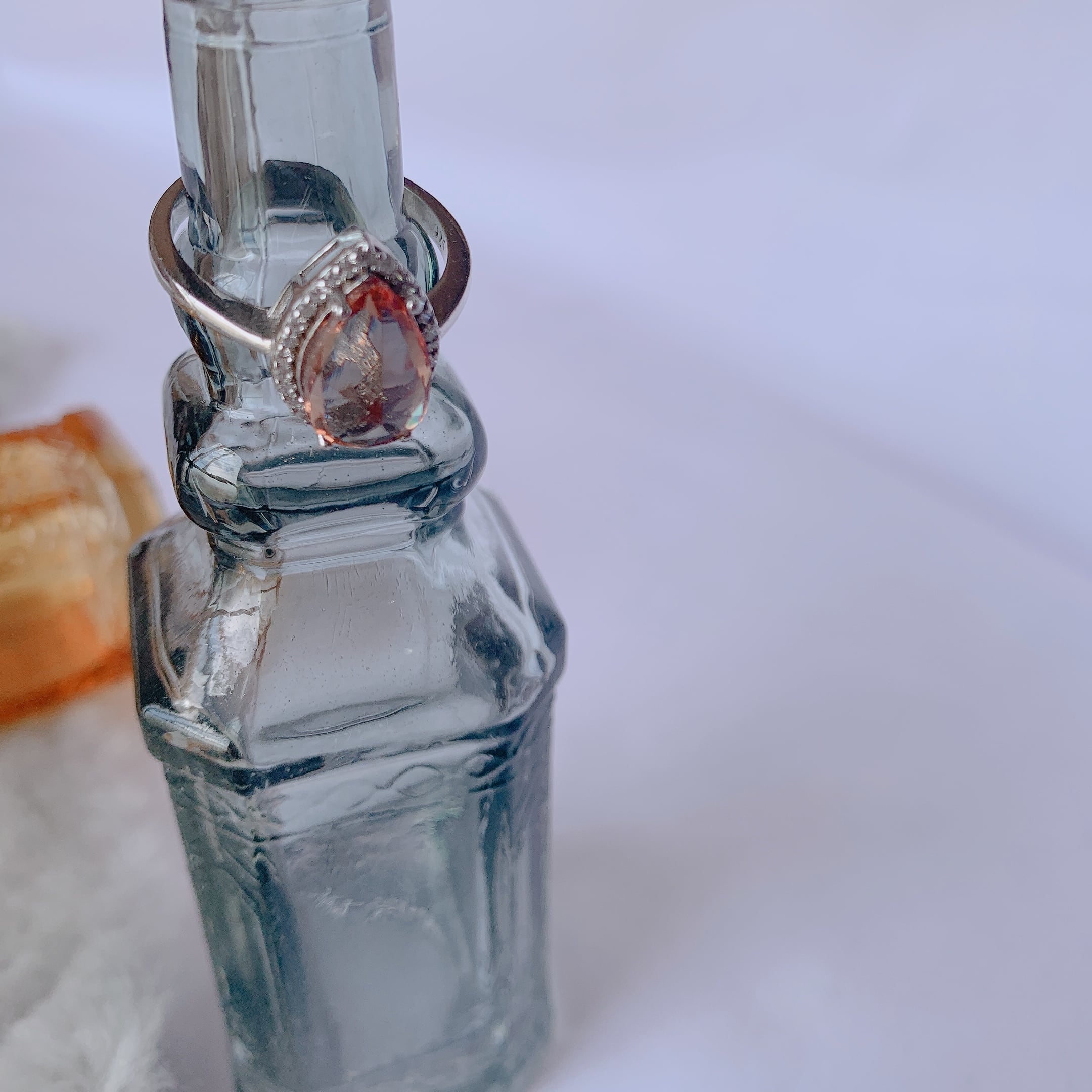 カラーチェンジする不思議な石ꇐズルタナイト リング | Pay ID