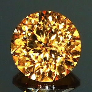 【DISCOVERY】Bright Brilliant Cut®︎ “129 Facets” 0.85ct Natural Zircon