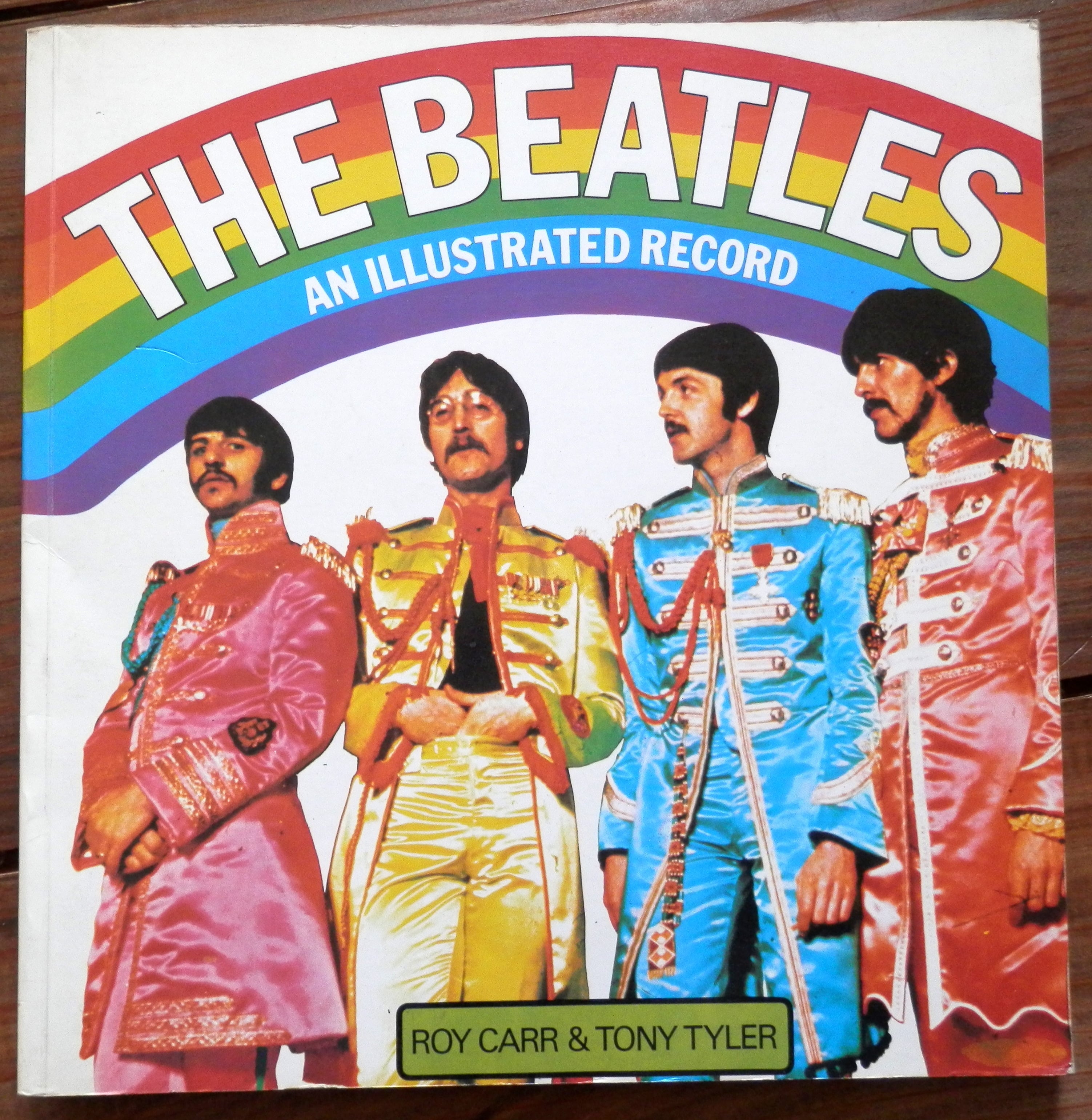 RECORD　BEATLES　ILLUSTRATED　AN　1985【paperback】THE　音盤窟レコード
