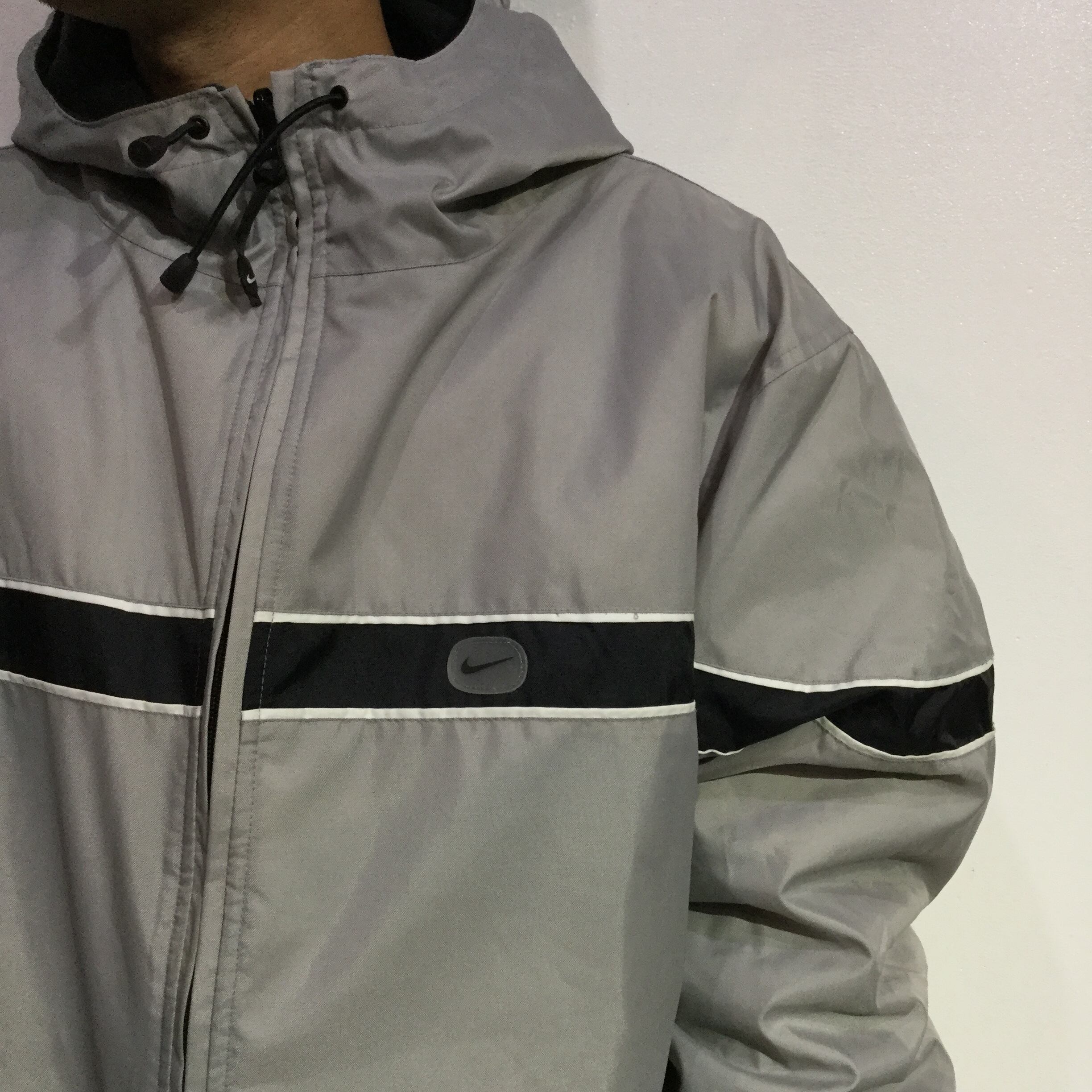 送料無料』NIKE リバーシブルジャケット ナイロン フリース L ス 