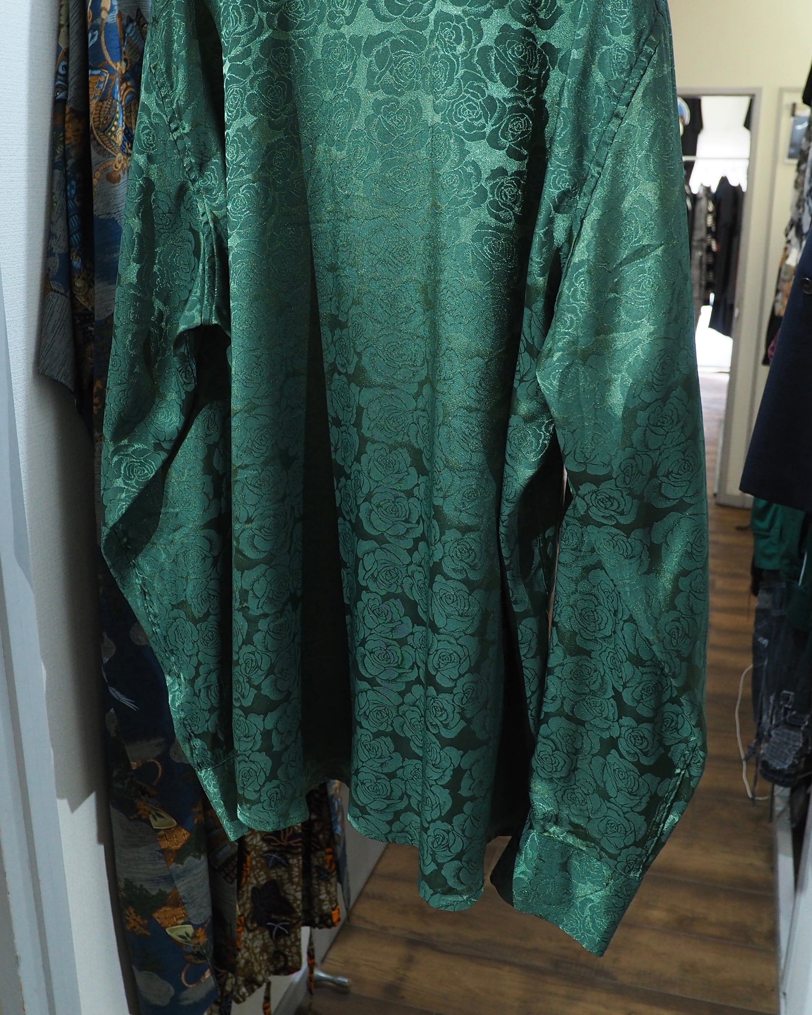 Beautiful Rose Flower Glossy pattern Drape loose Dress shirt