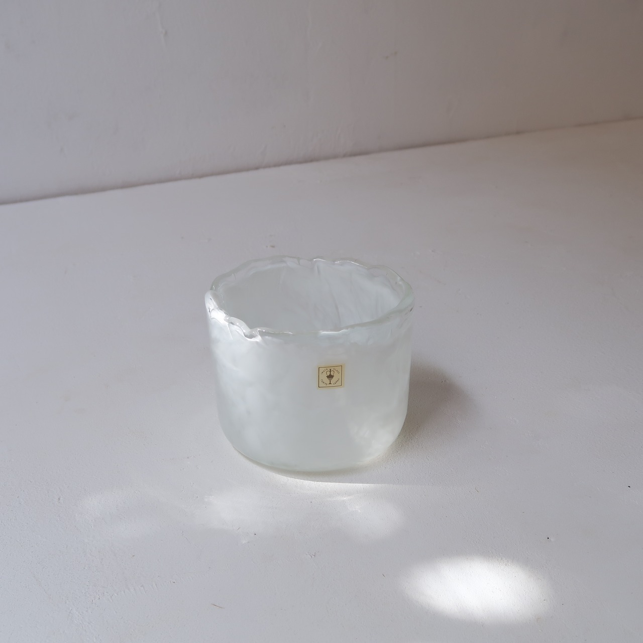 ホワイトマーブルのジュエリートレイ