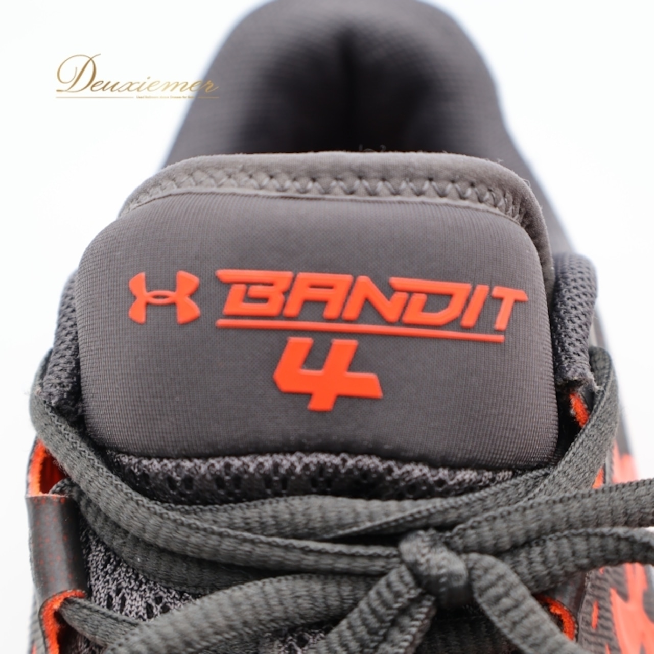 UNDER ARMOUR スニーカー 24.5cm BANDIT4 アンダーアーマー 靴 くつ シューズ チャージドバンディット4 運動 ランニング ジョギング 走る 黒 橙 紐 ブラック系 オレンジ系