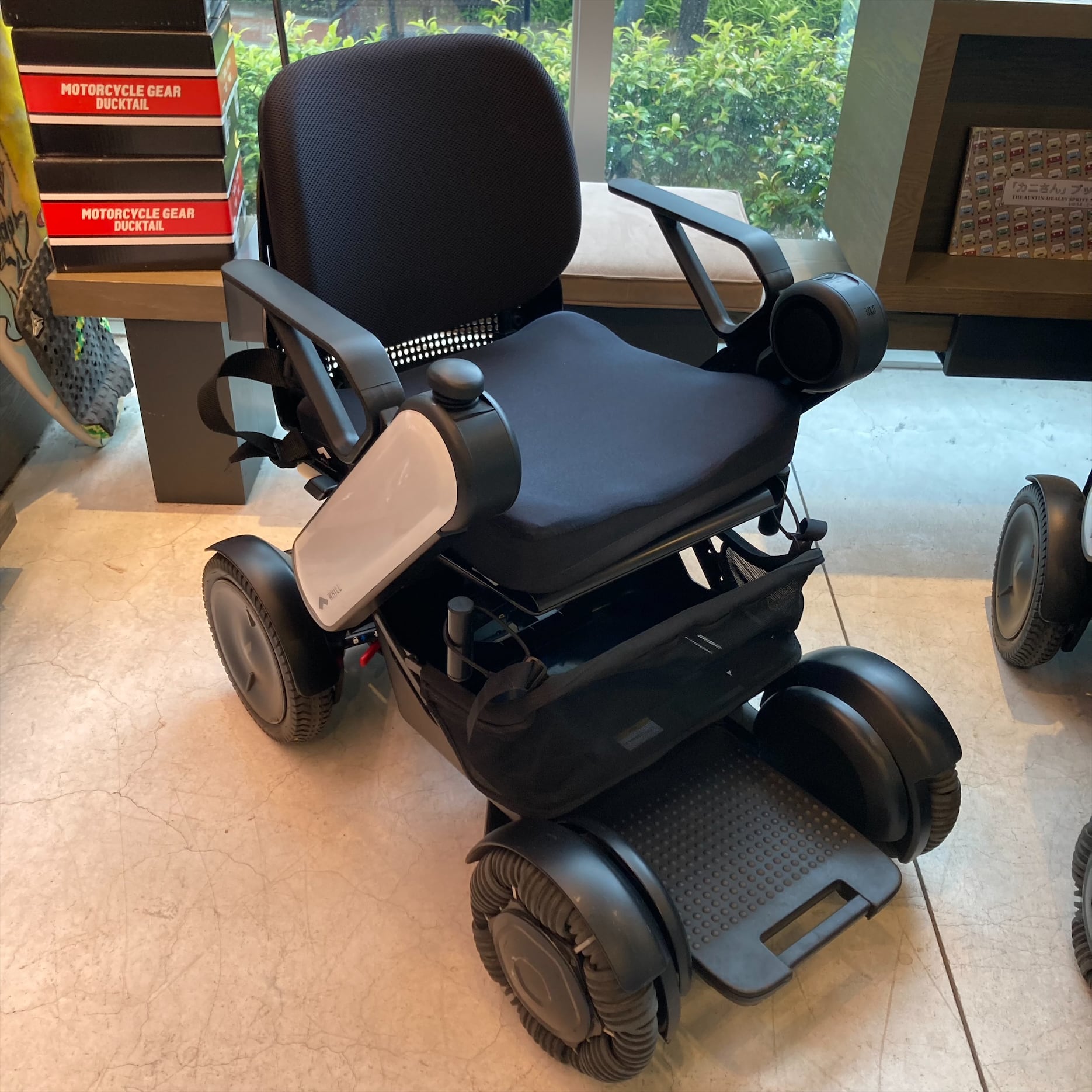 WHILL C 電動車椅子　バッテリー WHILL C 電動車椅子バッテリー