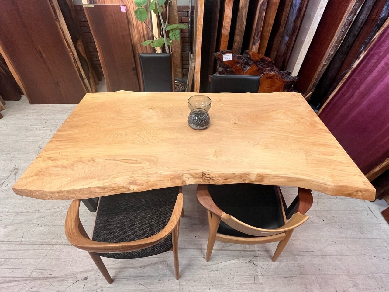 OUTLET】白栃（トチ）_1800×920-840-950×51_新宿店_テーブル天板/一枚