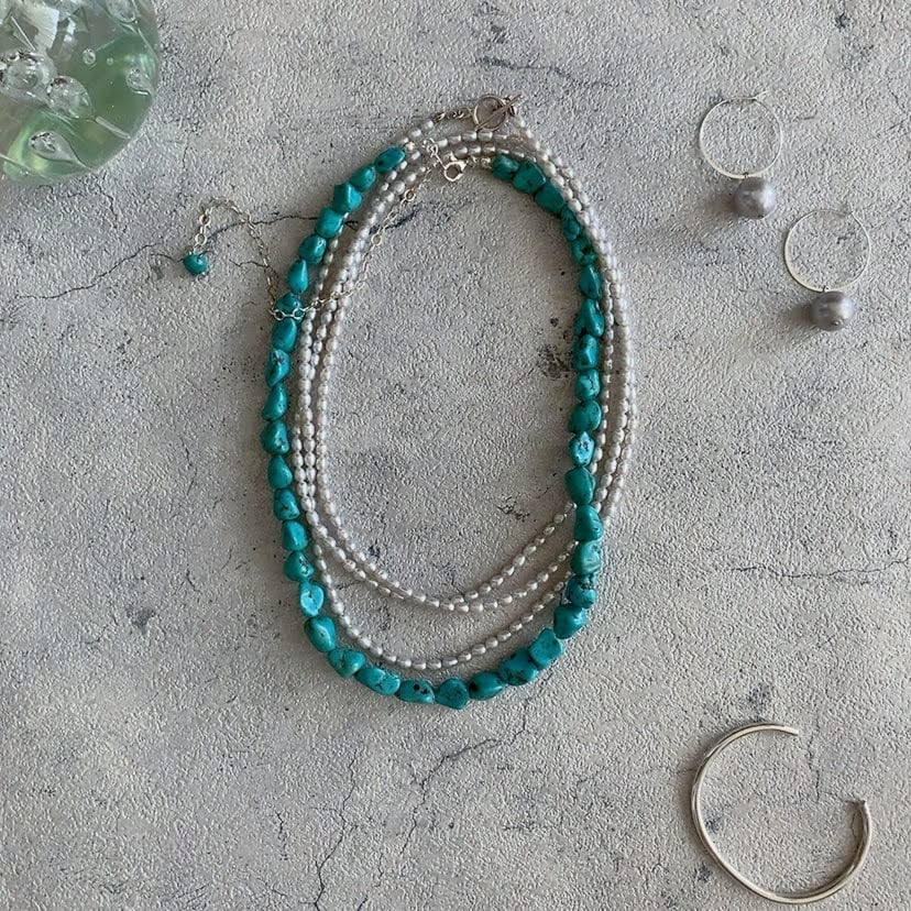 ターコイズ大粒ネックレス | 上品なアクセサリー | こだわり素材・重ね