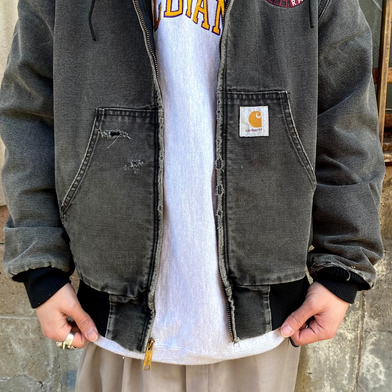 Carhartt カーハート 刺繍入り ダック地 アクティブジャケット ワーク 