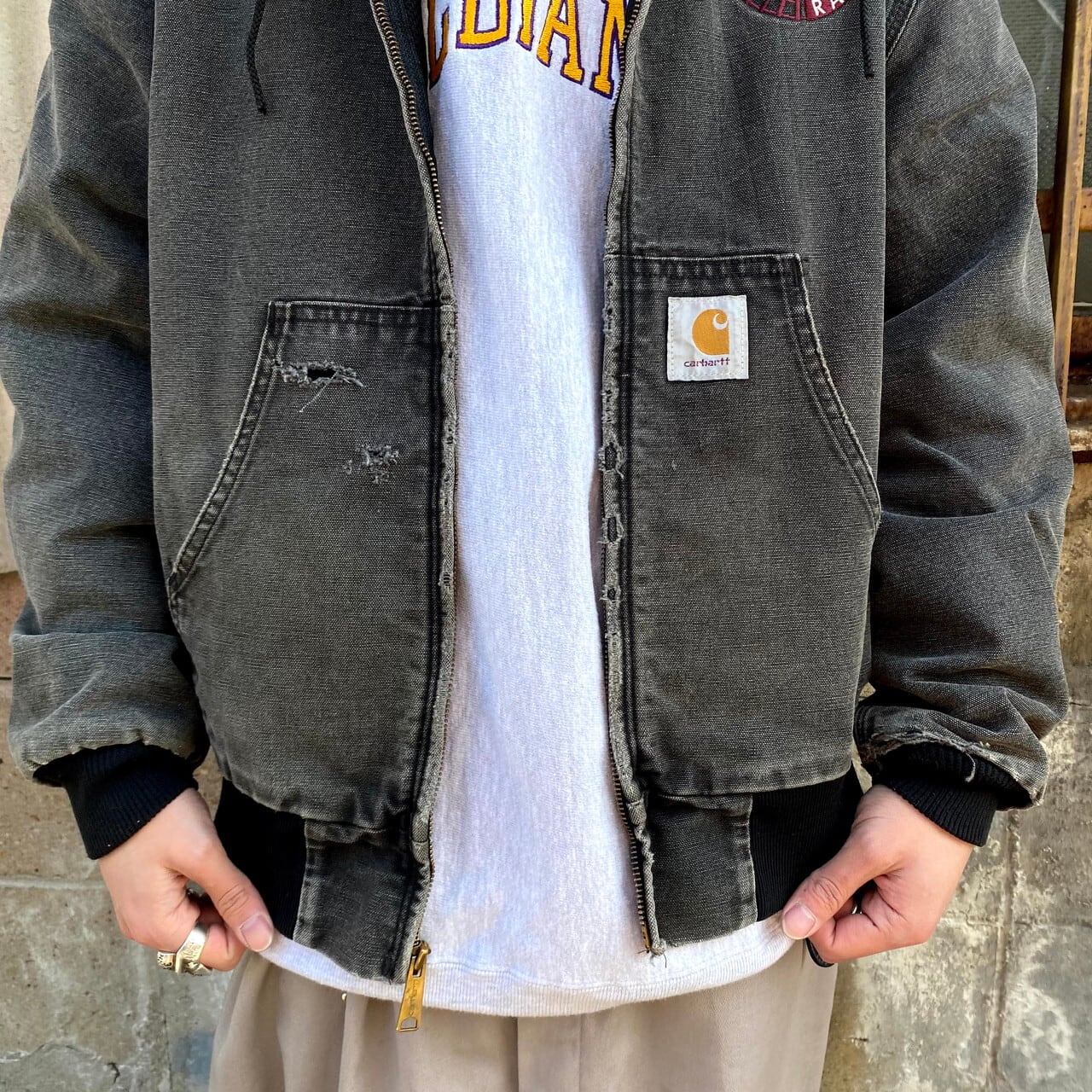 Carhartt カーハート 刺繍入り ダック地 アクティブジャケット ワーク 
