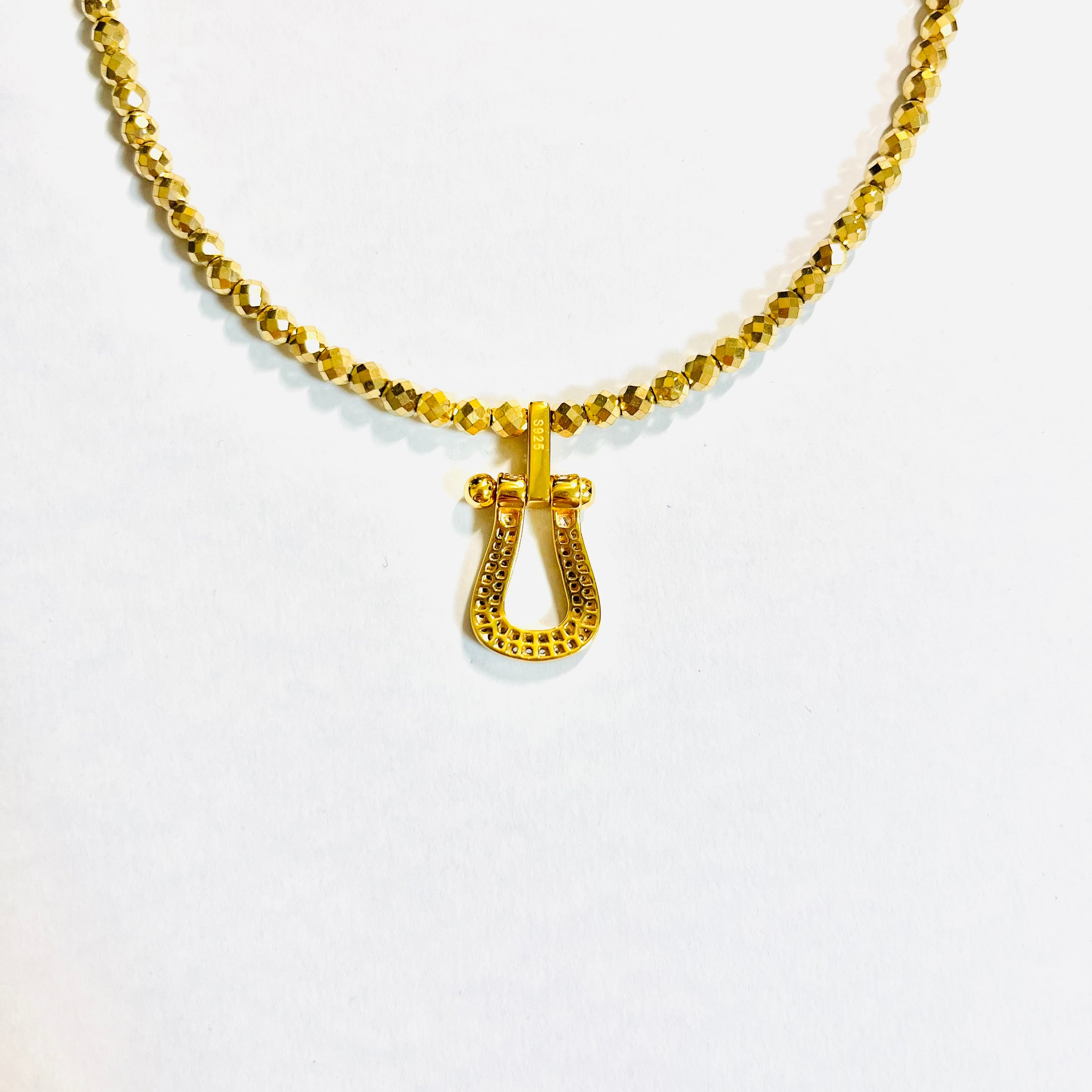 ヘマタイトゴールド大ヒヅメネックレス | StoneJewelry