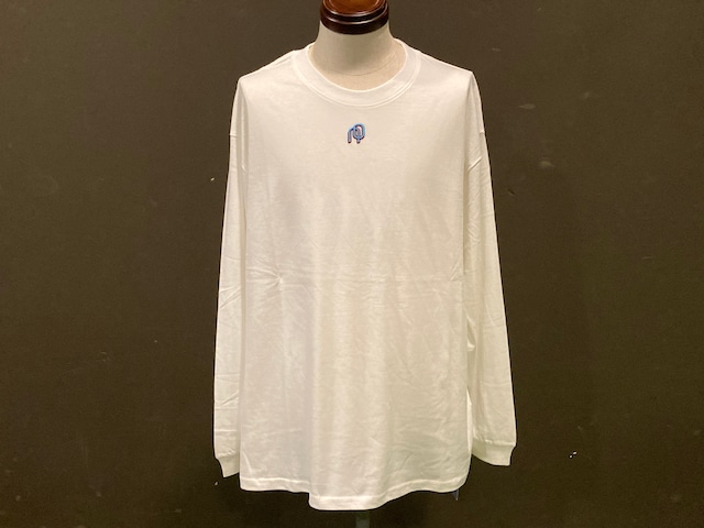 【nopon】（ノポン）ネックレス3Dロゴ ロングTシャツ(ホワイト)