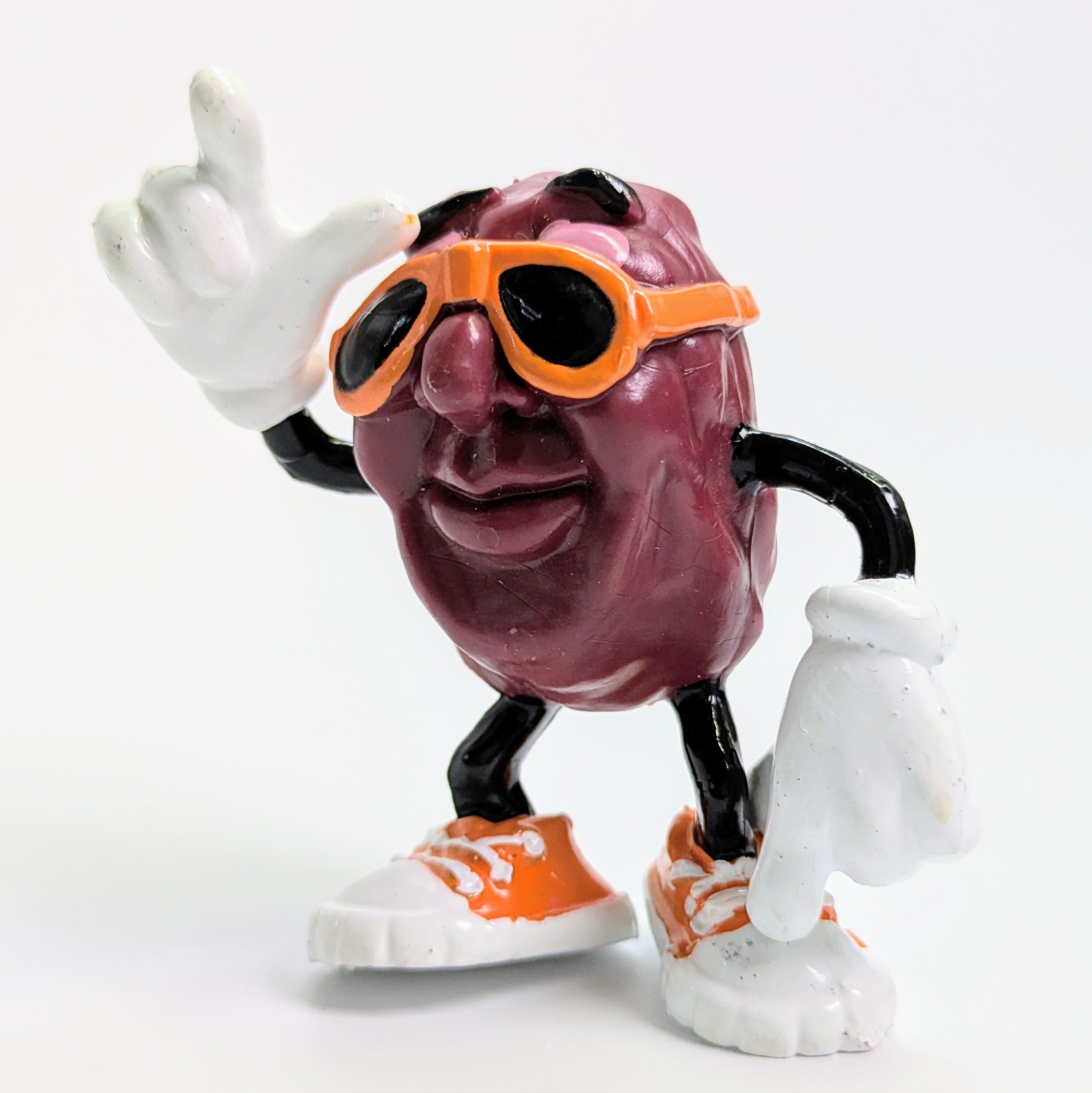 ☆VINTAGE☆【California Raisins(カリフォルニアレーズン)】 1987-1988 Justin X. Grape & Ben Indasun PVC Mサイズ2体SET 〚アメリカン雑貨 アメトイ〛