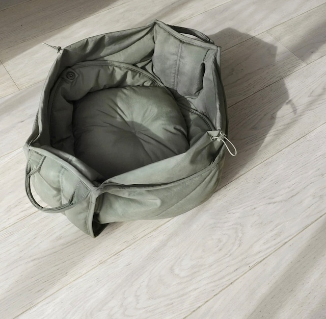 OLLA PETITE PET CARRYCOT KHAKI