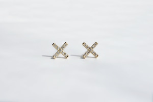 『 Cross 』ダイヤモンド ピアス  total 0.126ct / K18YG