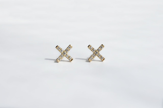 『 Cross 』ダイヤモンド ピアス  total 0.126ct / K18YG