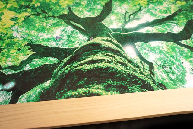 動物画国際コンクール最優秀賞受賞作「Mother Tree」複製画　能登ヒバ額限定５作品
