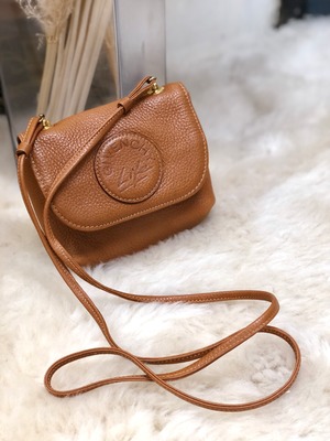 GIVENCHY ジバンシィ ロゴ型押し レザー ポシェット ショルダーバッグ 