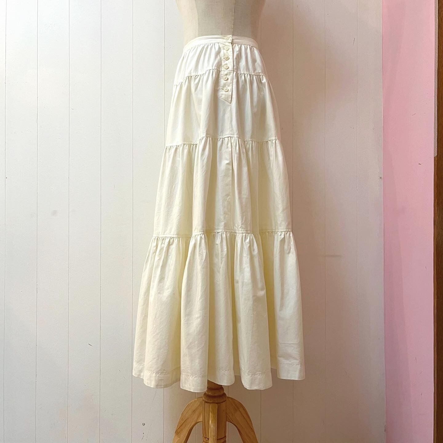 INGEBORG / ecru tiered skirt