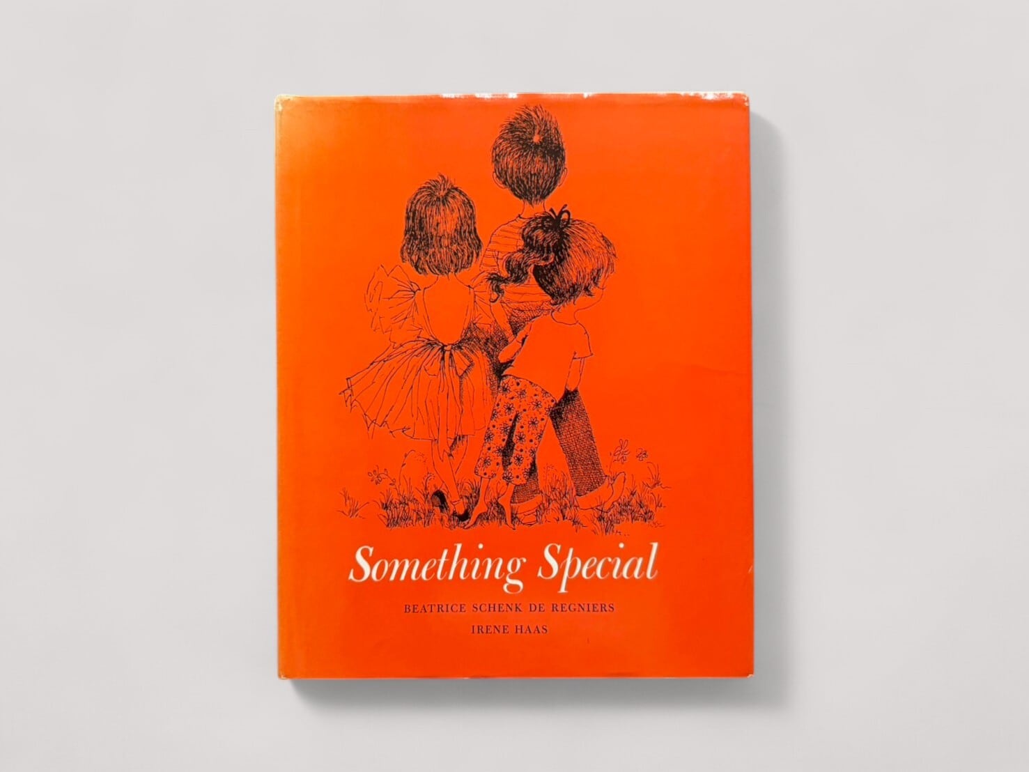 【SC138】Something Special Illustrated by Irene Haas(1958) /Beatrice Schenk de Regniers
