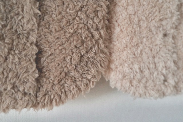 SOLD OUT 【リバーシブルアウターベスト】 / 2色 /ベージュ / グリーン