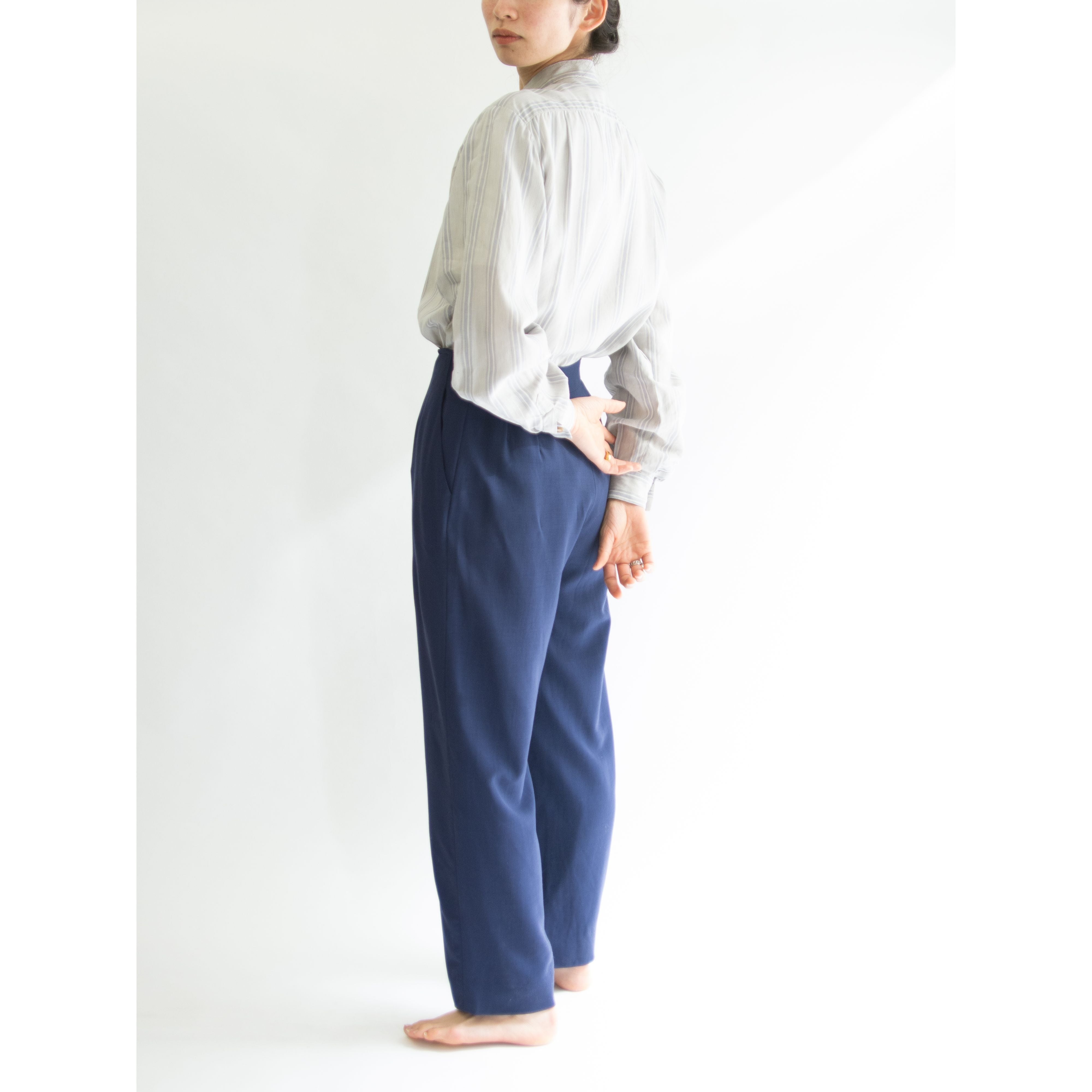 【Salvatore Ferragamo】Made in Italy 100% Wool Tapered Pants（サルヴァトーレ フェラガモ イタリア製 ウールテーパードパンツ）