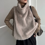 サイドボタンハイネックファーvest/ベージュ