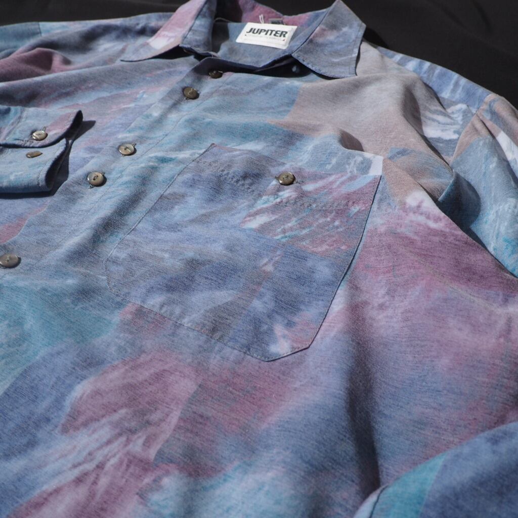 Jupiter water surface pale tone pattern rayon shirt