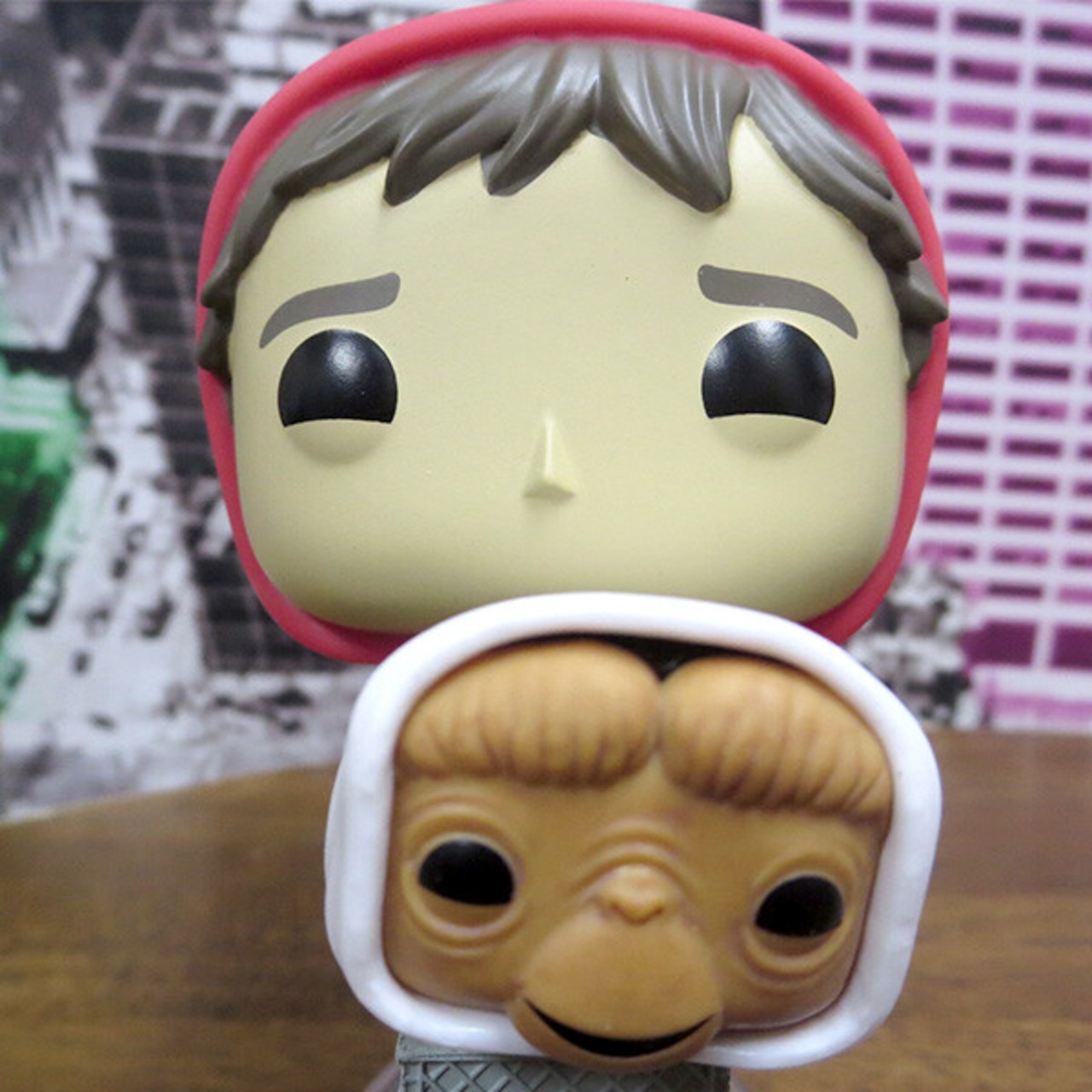 POP! MOVIES ICONS VINYL FIGURE  ELLIOTT & E.T. 【FUNKO】