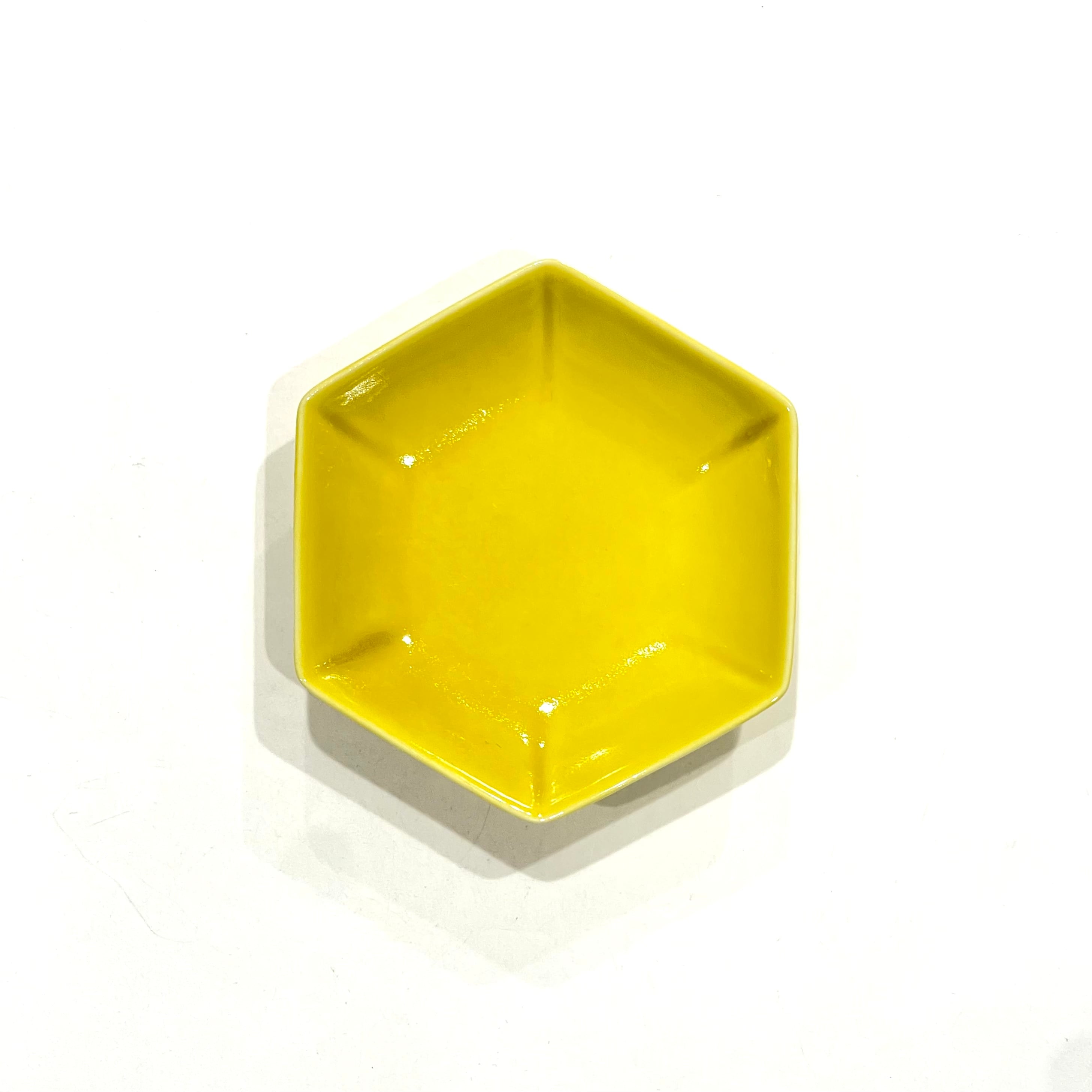 SALE】イラホ 六角小皿 (廃盤) | 24to3［西富陶磁器オンラインストア
