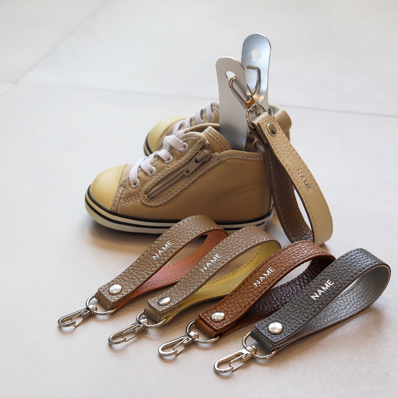 バイカラーレザー シューズクリップ【シルバー】 | 公式通販