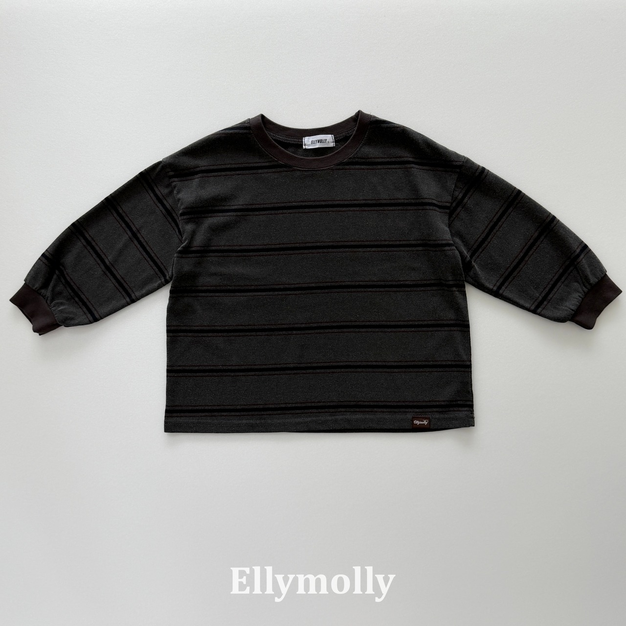 韓国子供服 / 26Autumn / ELLY MOLLY / ドミノピッグTシャツ / 秋服 *5~19*