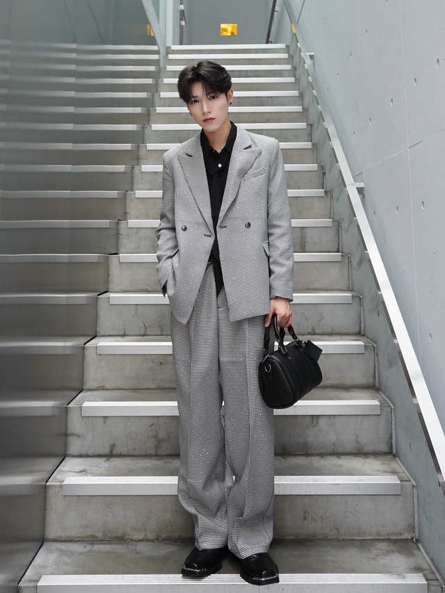【ALUDE SELECT】houndstooth lame tailored set up