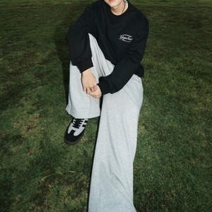 胸ロゴバックプリントスウェット　1048