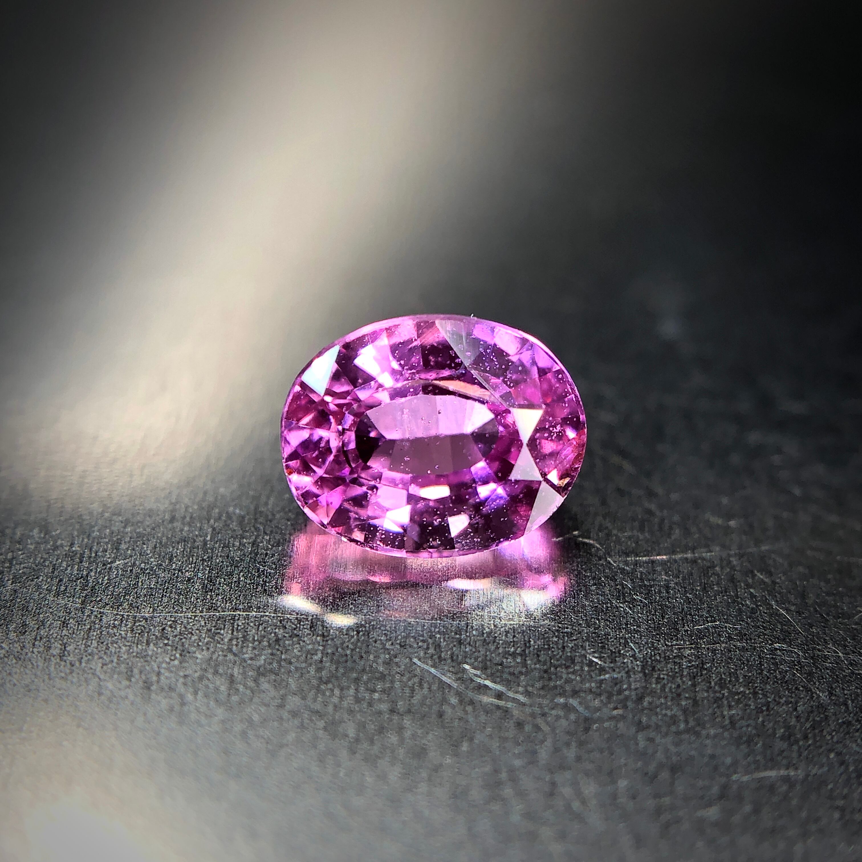 華やかで愛らしいハートシェイプ 0.69ct UP 天然ピンク サファイア ...