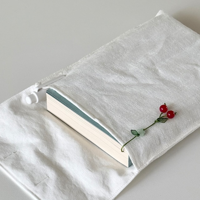papeterie.atelier 〔cocon book pouch -white-〕